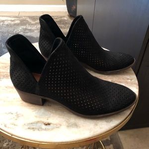 Lucky Brand booties 7.5